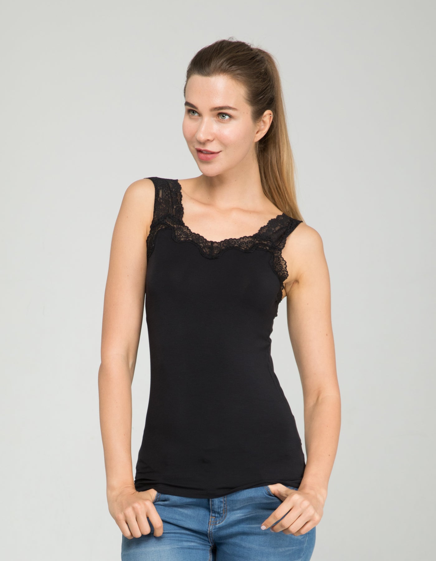Women's Lace Scoop Neck Tank