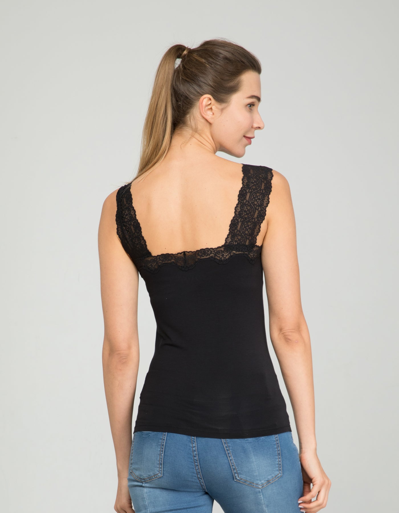 Women's Lace Scoop Neck Tank