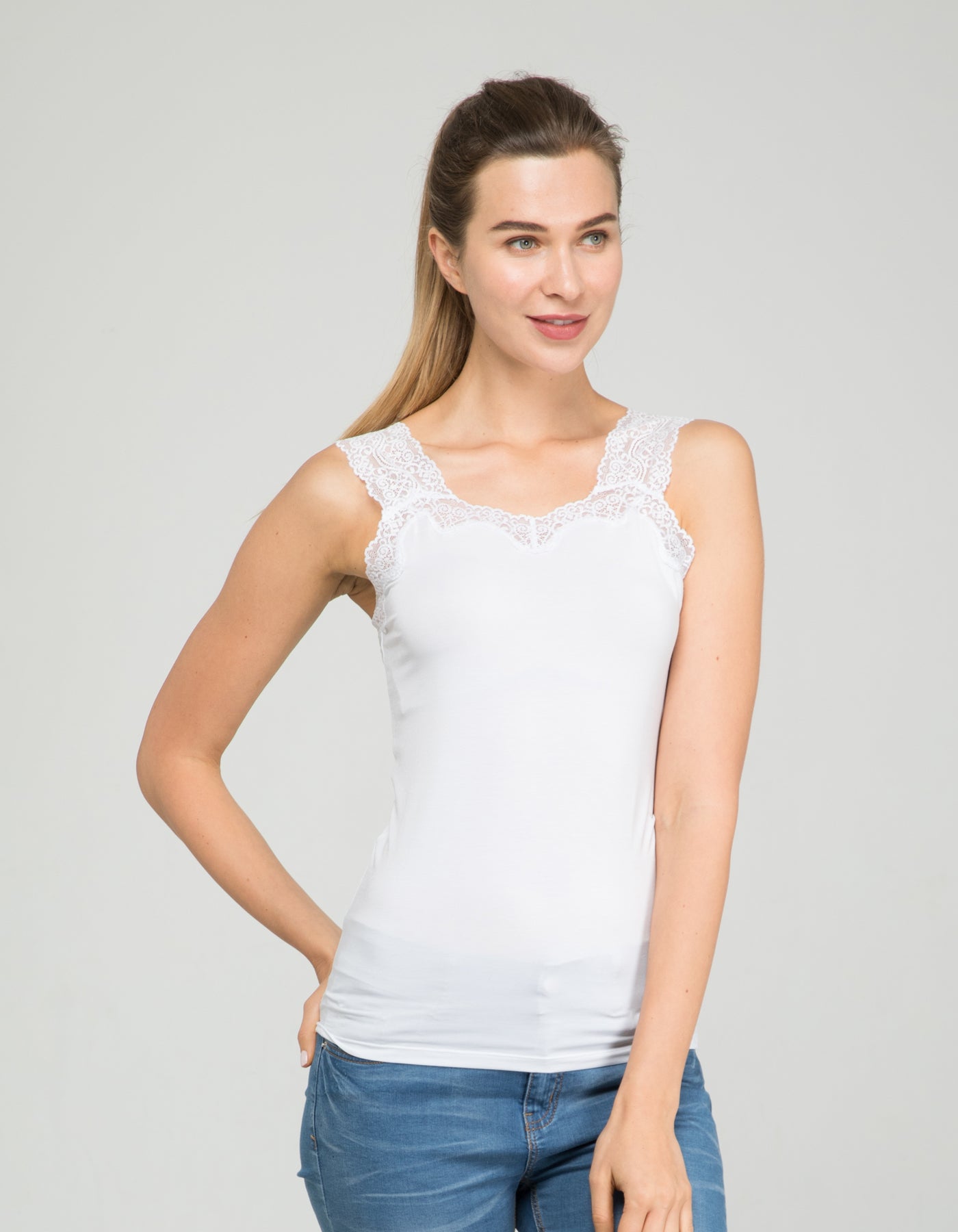 Women's Lace Scoop Neck Tank