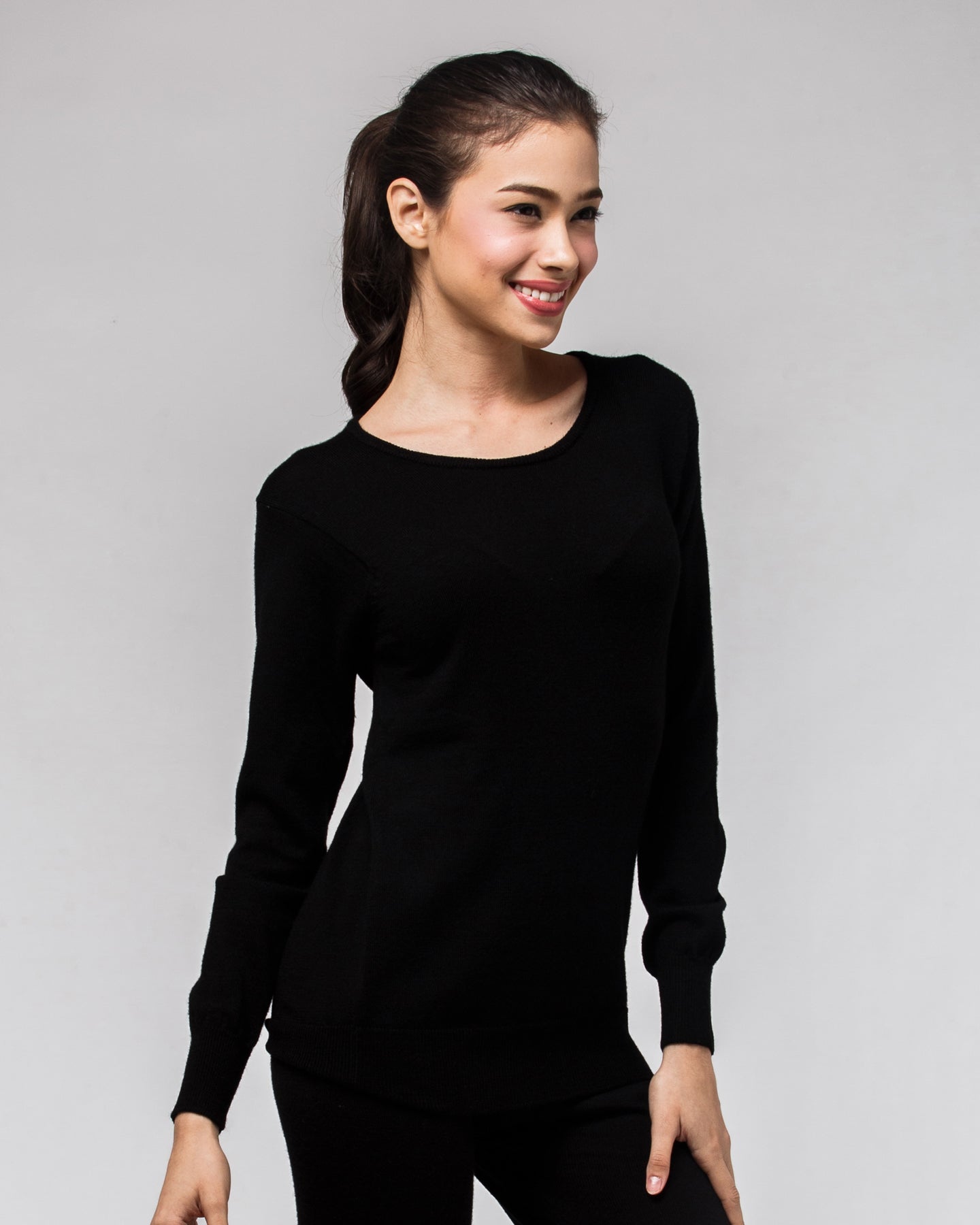 Women's Classic Crew Neck Wool Top