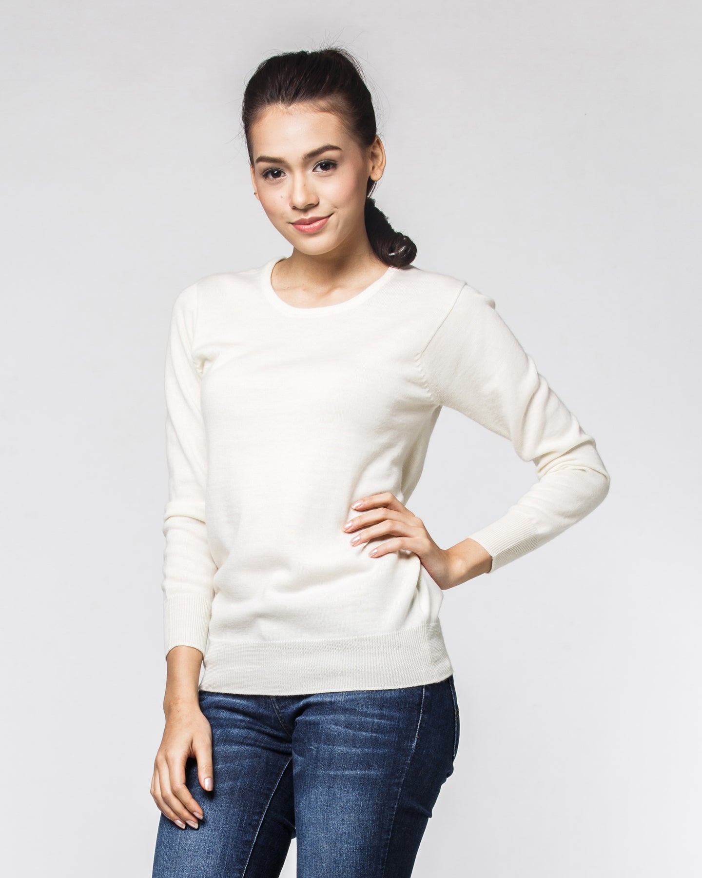 Women's Classic Crew Neck Wool Top